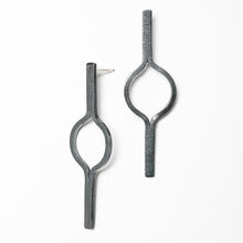 Load image into Gallery viewer, Way Around Earrings