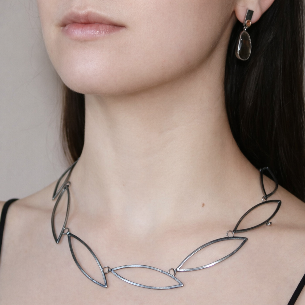 Leafline Necklace
